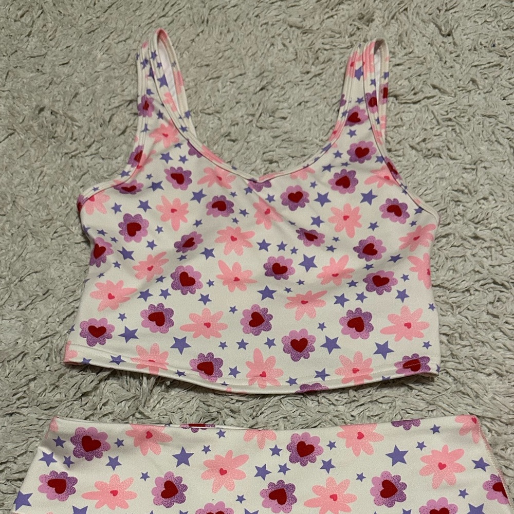 Fleo Wrap Crop Top Size XS Luv